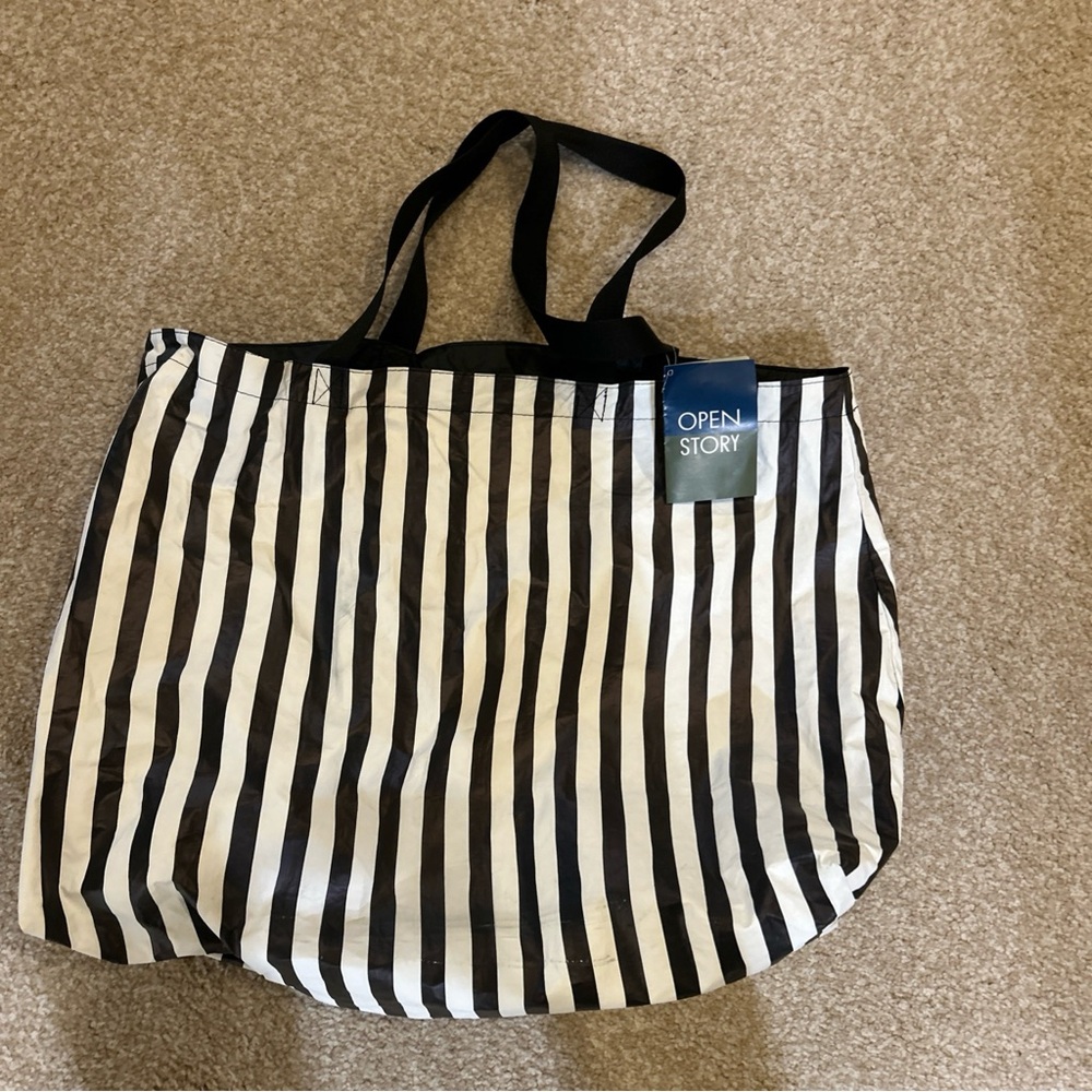 Open Story Black and White Striped Tote Bag (19in L x 14in H)